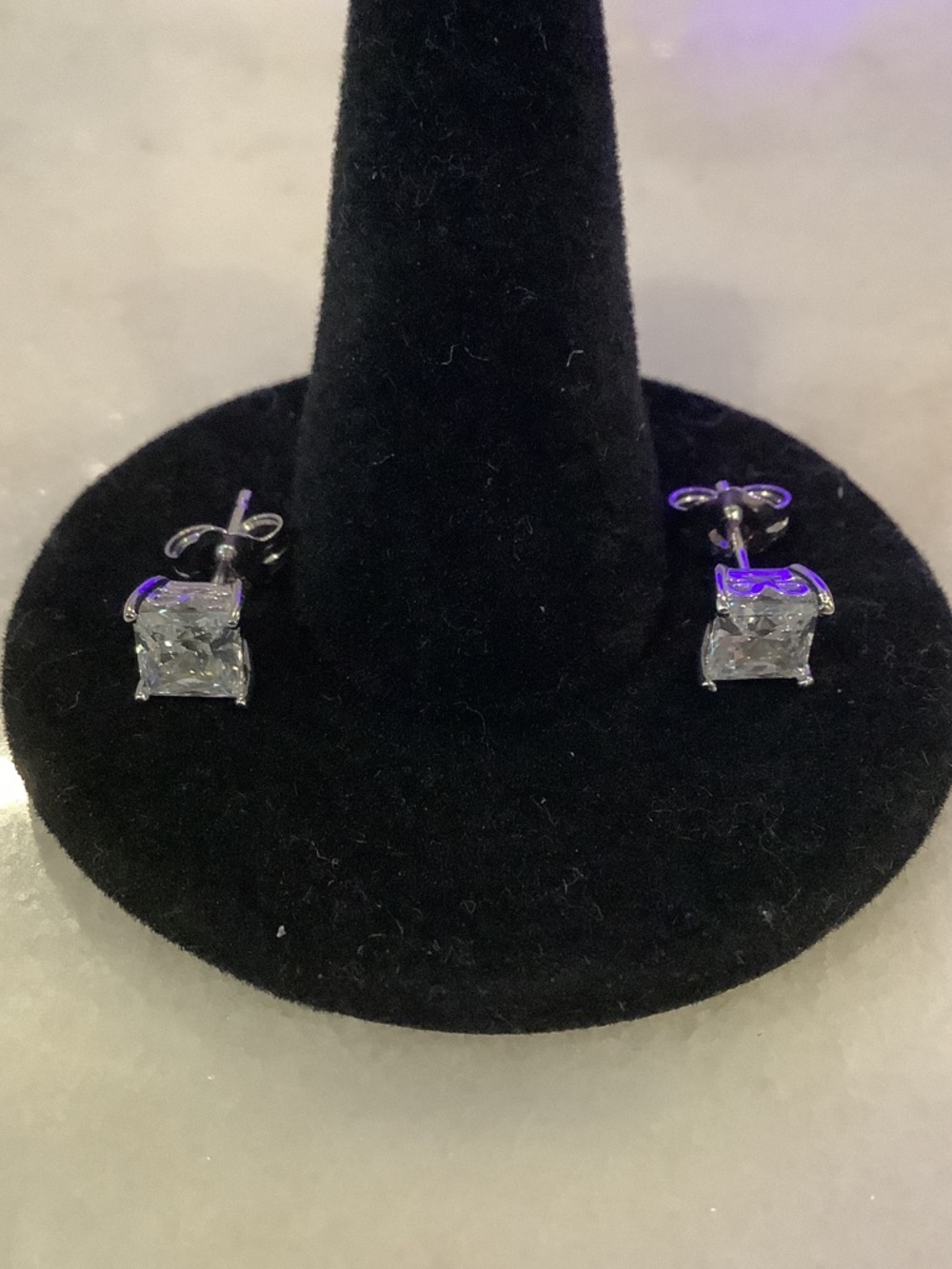 PLATINUM PLATED Princess-Cut Clear CZ  Sterling Silver Stud Earrings, Brand New